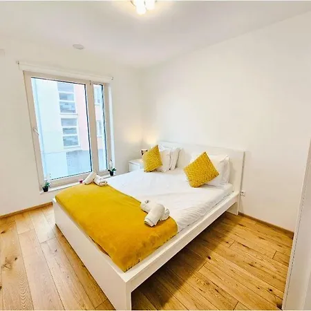 Appartamento Exclusive Retreat- 3 Bedrooms, Terrace&parking
