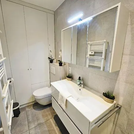 Exclusive Retreat- 3 Bedrooms, Terrace&parking Lussemburgo