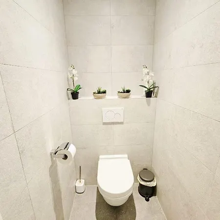 Exclusive Retreat- 3 Bedrooms, Terrace&parking *